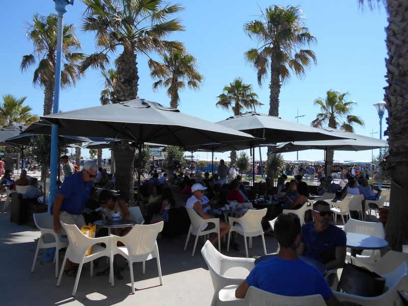 Le marché de St Pierre La Mer