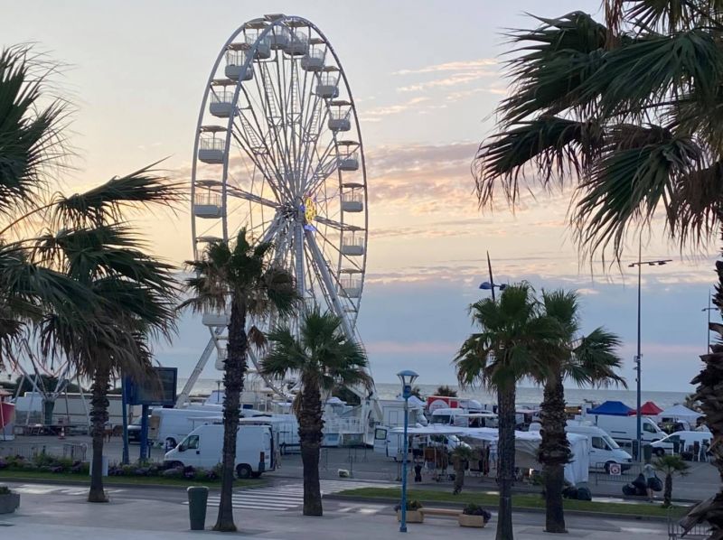 Bonnes Vacances 2024 à ST PIERRE LA MER